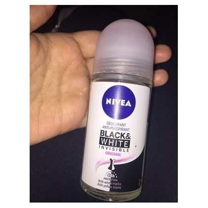 Nivea роликовый дезодорант Black & White Invisible Original, 50 мл