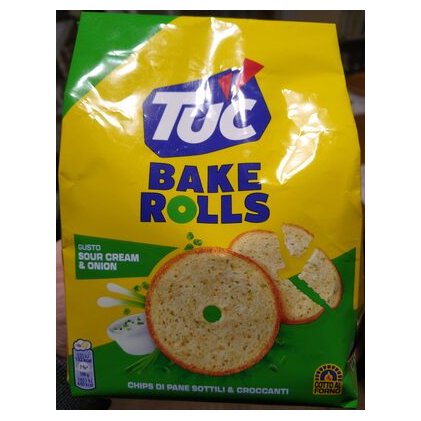 Tuc хрустящие мини-роллы со вкусом сметаны и лука Bake Rolls Sour Cream & Onion, 150 г