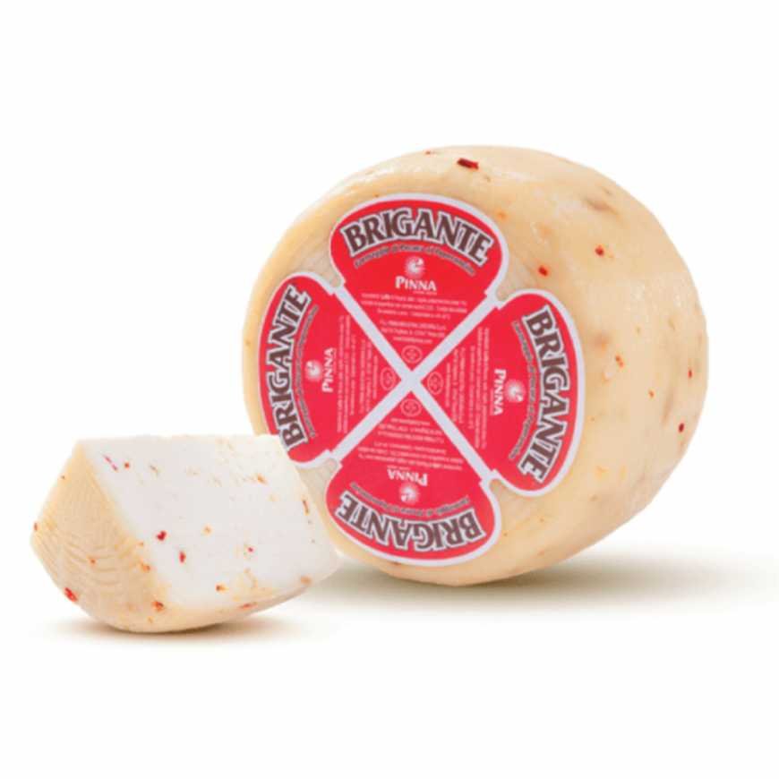 Сыр Pinna Caciotta Brigante с острым перцем, 2 × 1,5 кг