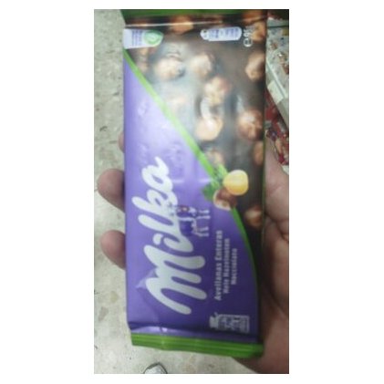 Milka vegan chocolate with whole hazelnuts, 95 g