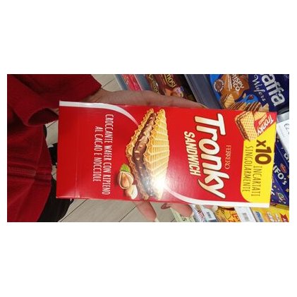 Ferrero Tronky wafer bar, 220 g