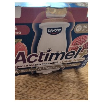Danone Actimel йогурт питьевой клубника и гранат, 600 г