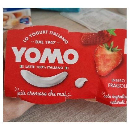 Yomo йогурт клубника, 2x125 г