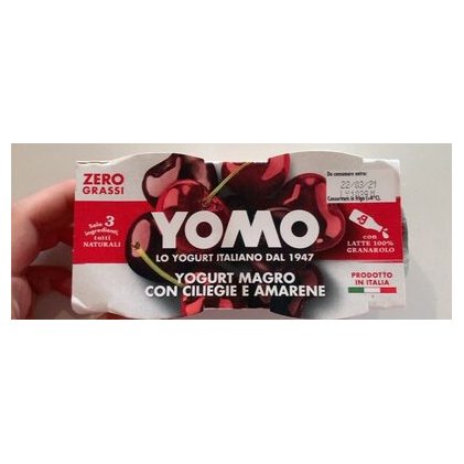 Yomo обезжиренный йогурт 0,1% с вишней и амареной, 125 г х 2