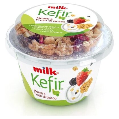 Milk Кефир с мюсли и лесными ягодами, 160 г