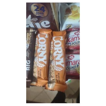 Corny Big Peanut & Choc cereal bar