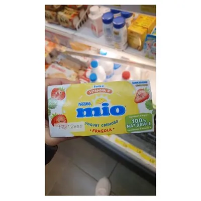 Nestlé Mio strawberry yogurt, 125 g (2 pcs.)