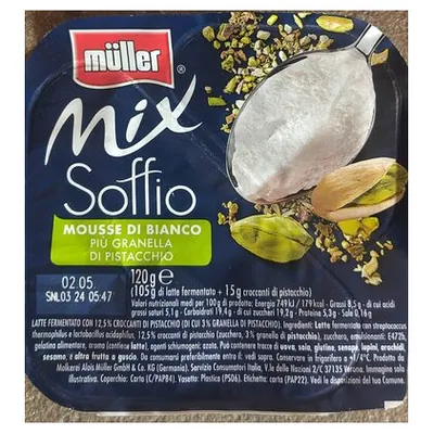 Müller Mix Soffio yogurt with pistachio mousse, 120 g