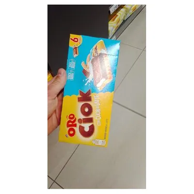 Oro Saiwa Ciok biscuits with milk filling, 120 g
