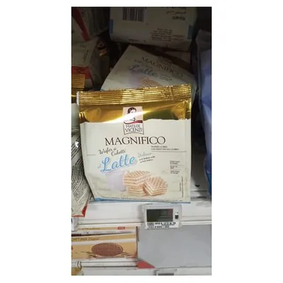 Matilde Vicenzi Magnifico milk cream wafers, 125 g