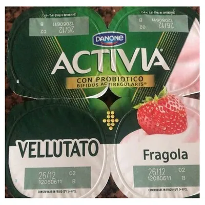 Activia Danone питьевой йогурт клубника, 4х125 г