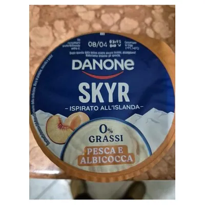 Danone Skyr йогурт 0% жирности персик и абрикос, 150 г