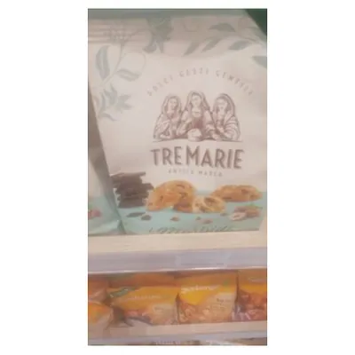 Tre Marie soft hazelnut and chocolate biscuits, 315 g