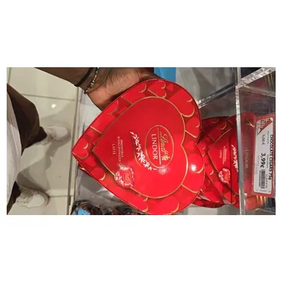 Lindt Lindor шоколадные конфеты в коробке-сердце, 178 г
