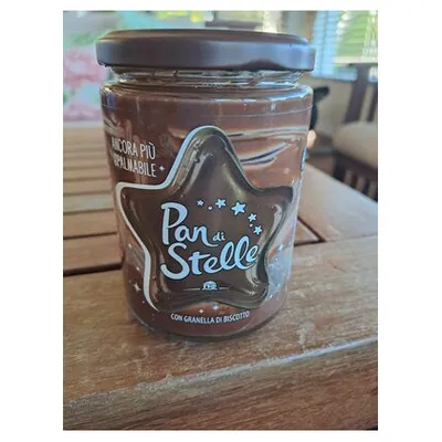 Pan di Stelle chocolate hazelnut spread with cookie pieces, 380 g
