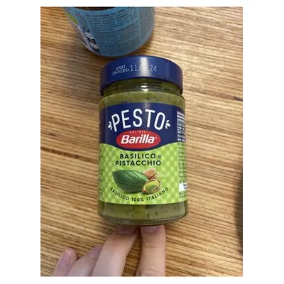 Barilla basil and pistachio pesto, 190 g