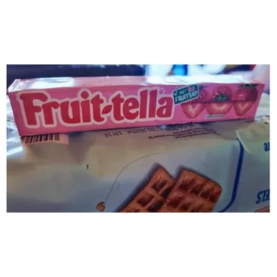 Fruittella Strawberry Vegan chewy candies, 20 rolls