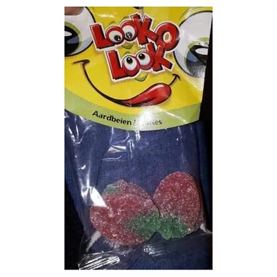 LOL strawberry chewy candy, 130 g