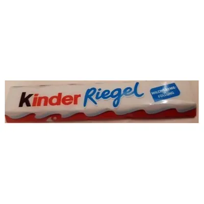 Kinder Maxi chocolate bar, 21 g