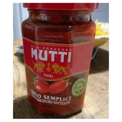 Mutti Sugo di Pomodoro con Datterino tomato sauce with datterini tomatoes, 280 g