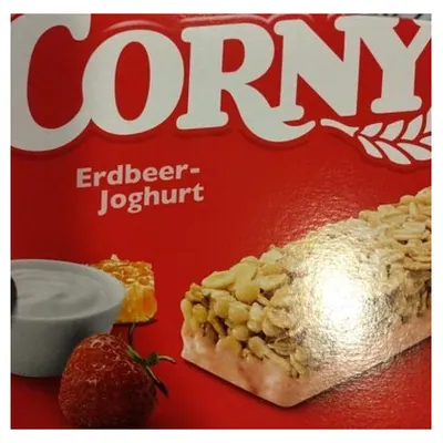 Corny мюсли-батончик с земляничным йогуртом
