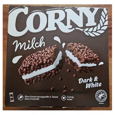 Corny Milch злаковый батончик Тёмное и белое