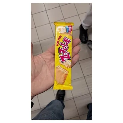 Mieszko Zozole lemon wafers, 28 g